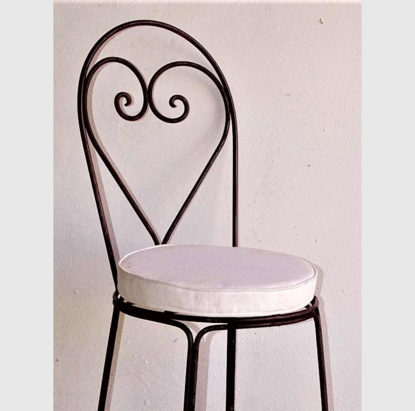 Chaise en Fer Forgé Modèle "Cœur"