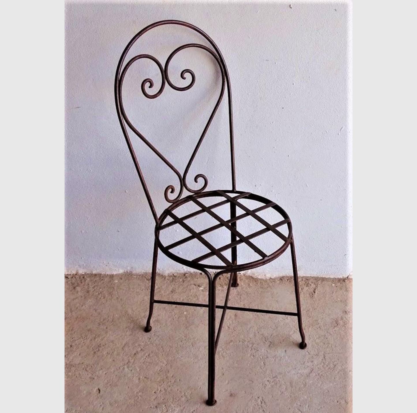 Chaise en Fer Forgé Modèle "Cœur"