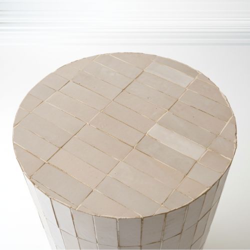Table Marocaine en Zellige Blanc Cylindrique | Table de Jardin Artisanale Élancée | Ø 40 cm x H 85 cm | Installation Incluse