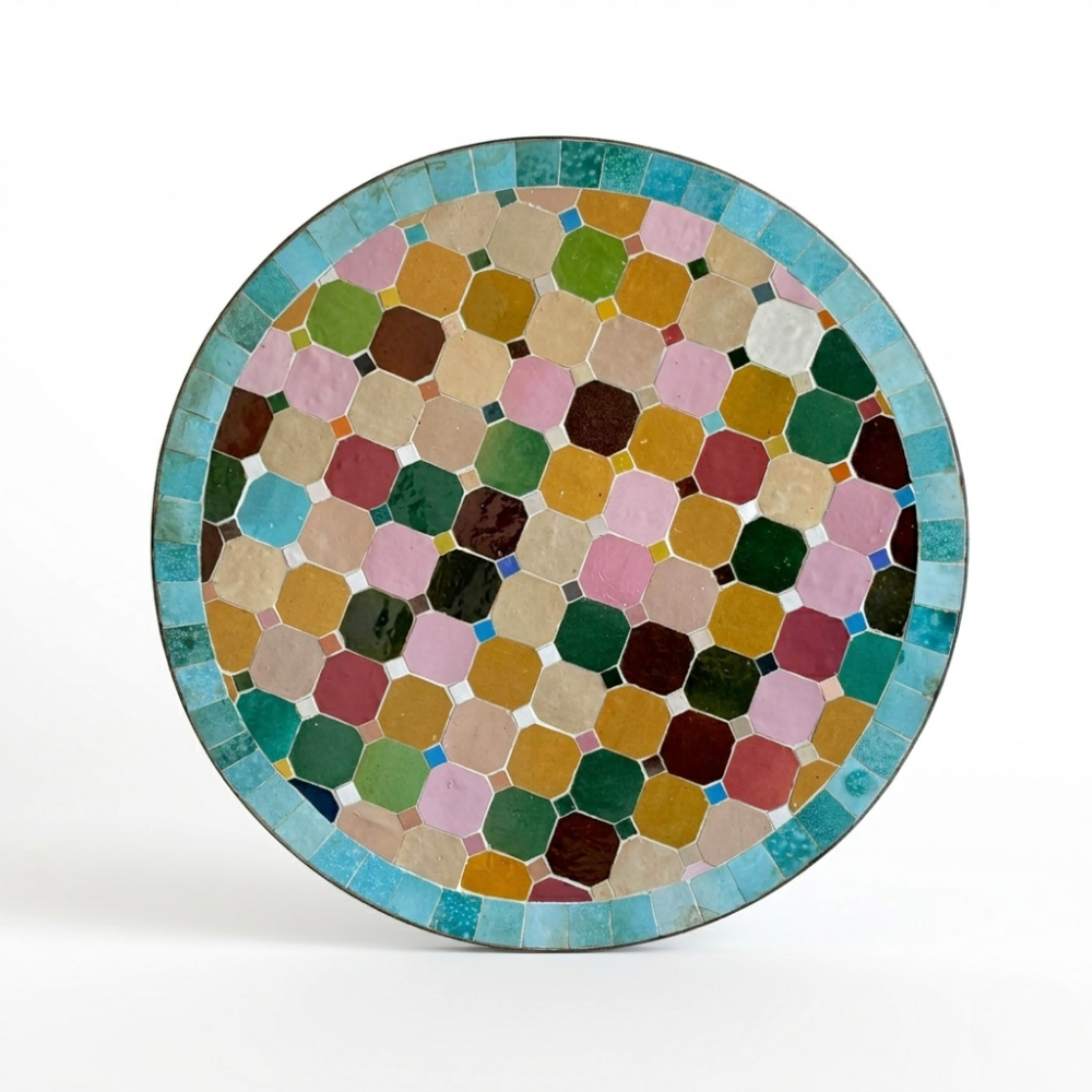 Table Ronde en Zellige avec Frise Bleue Ø60 cm | Table Extérieure Design Déclinée en 3 Hauteurs &amp; Pied en Fer Forgé Rouillé | Installation Incluse
