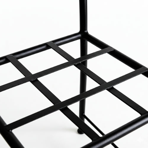 Vue arriere chaise fer forge escargot structure artisanale metal