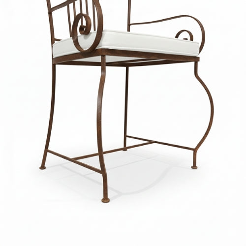 Assise du fauteuil en fer forgé avec coussin coton confortable pour usage extérieur