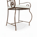 Assise du fauteuil en fer forgé avec coussin coton confortable pour usage extérieur