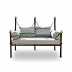 vue de profil banquette fer forge assise confortable jardin terrasse