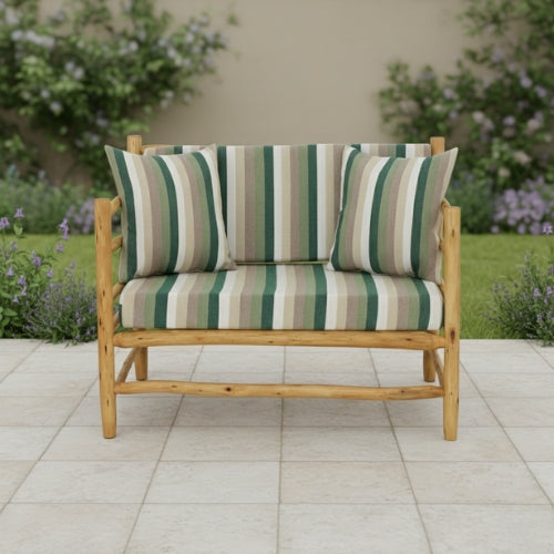 Banquette de jardin en bois d eucalyptus avec coussins posée en extérieur sur sol plat pour espace détente naturel