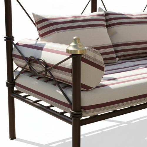 vue de profil de la banquette jardin fer forge structure solide et dossier haut