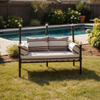 banquette de jardin en fer forge avec tissus outdoor rouge et blanc pour terrasse