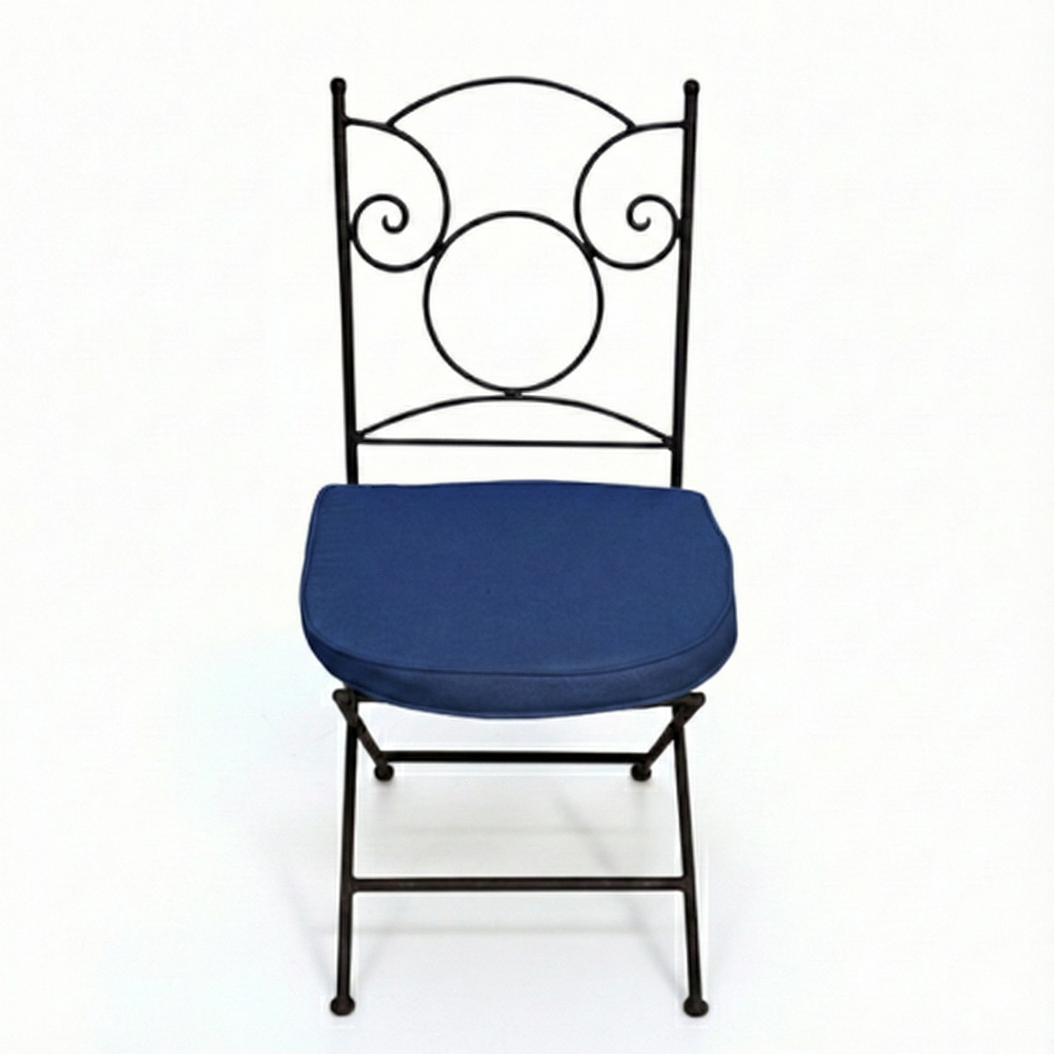 Chaise metal ideal avec coussin bleu pour terrasse et mobilier exterieur