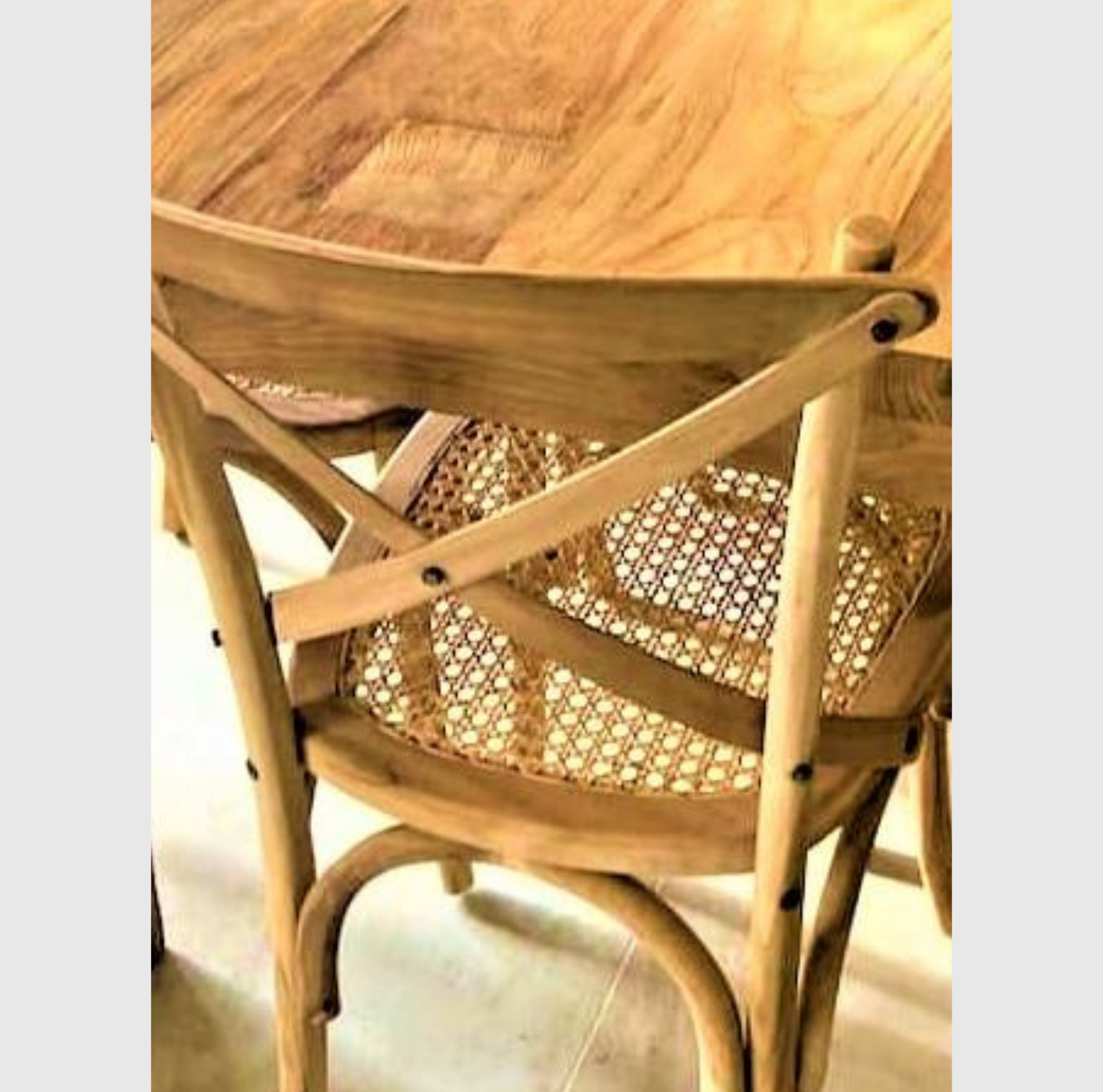 chaise bistrot, chaise cowboy, chaise bistrot vintage, chaise bistrot en métal, chaise bistrot design, chaise cowboy chair, chaise en bois style bistrot, fauteuil bistrot, chaise bistrot rétro, chaise bistrot industrielle, mobilier bistrot, chaise en métal style bistrot, chaise cowboy en cuir, chaise bistrot bois, chaise cowboy style, chaise de bar cowboy.