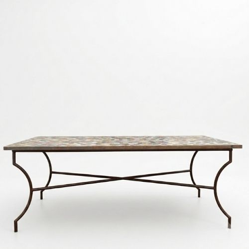 Table en zellige multicolore 200 × 100 cm en béton avec pied fixe noir en fer forgé – Table artisanale marocaine intérieure et extérieure
