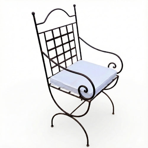 Fauteuil fer forge marina avec coussin blanc pour salon de jardin exterieur
