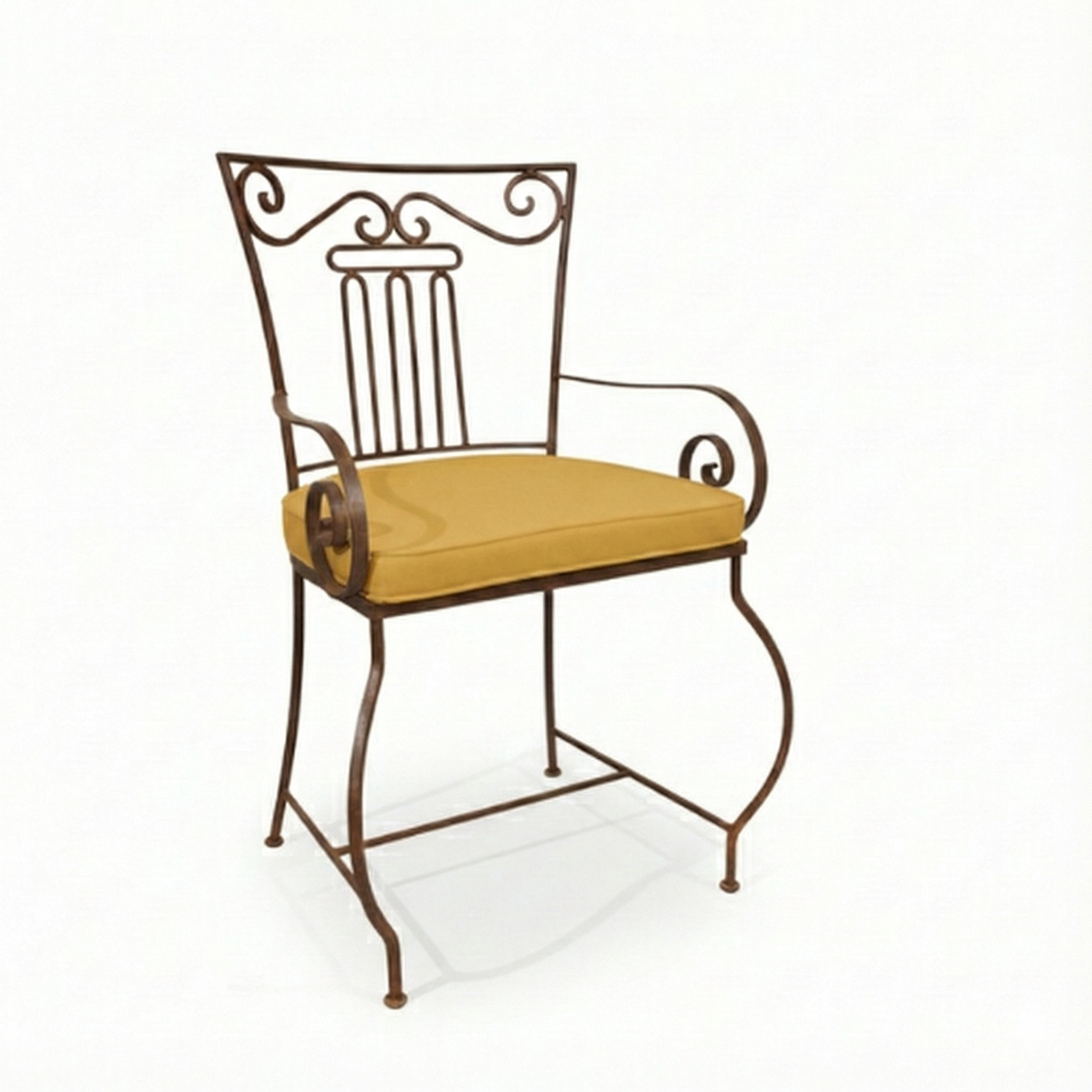 Fauteuil en fer forgé moustache noir avec coussin jaune en coton pour terrasse extérieure