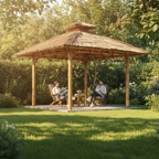 Paillote bambou de jardin avec structure ouverte et toiture ventilée, aménagée en espace détente extérieur naturel