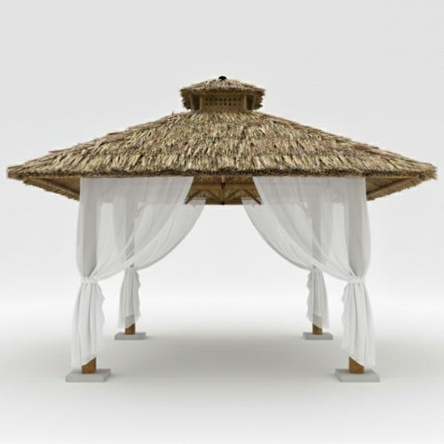 Paillote bambou avec toiture arumbia et voilages blancs latéraux, lumière douce et espace extérieur apaisant