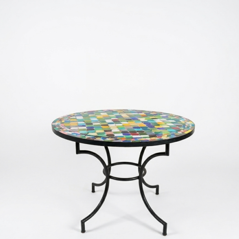 Pied en fer forgé finition rouillée sous table ronde en zellige multicolore pour terrasse et jardin