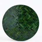 Plateau de table en zellige marocain vert Tamegroute Ø120 cm avec surface émaillée artisanale et variations naturelles