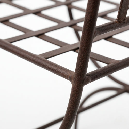 Structure en fer forgé noir du fauteuil moustache avec dossier travaillé artisanal