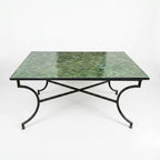 Table en zellige 150 × 100 cm Vert Tamegroute – Table artisanale en béton avec pied fixe en fer forgé noir