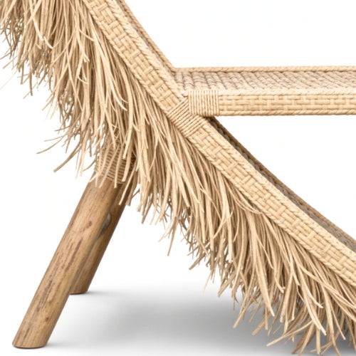 Détail de la texture du bambou naturel avec fibres apparentes, nuances organiques et finition artisanale